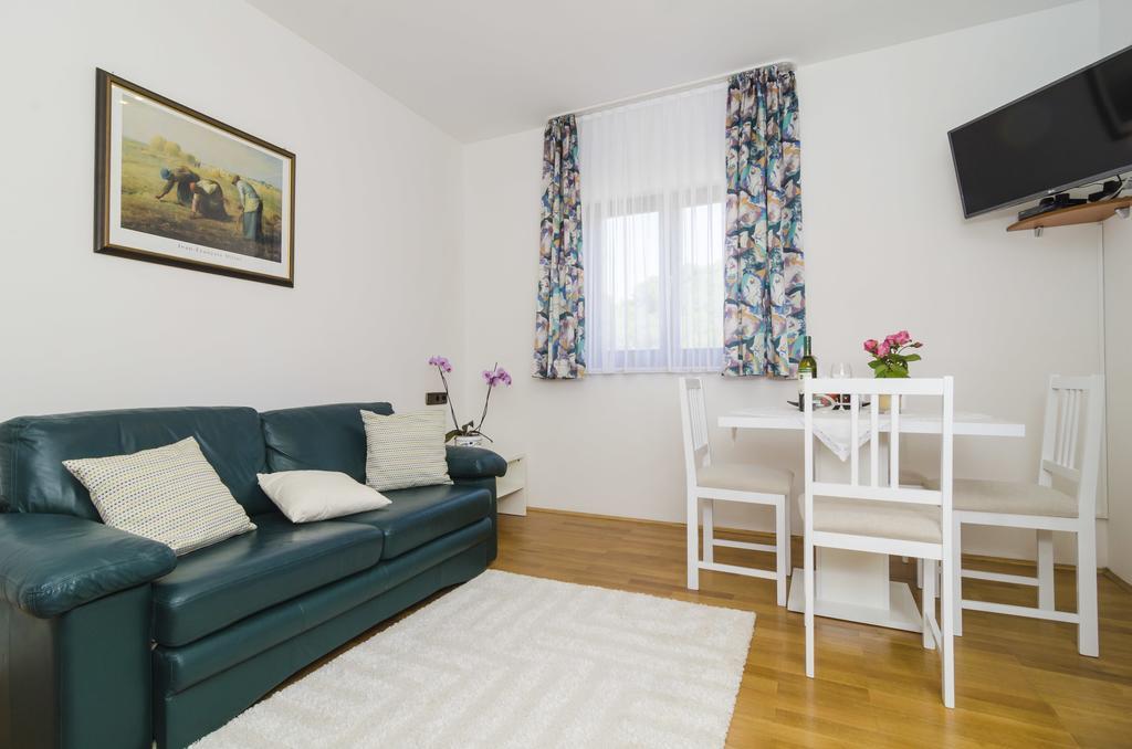 Apartment Nadine Okuklje 외부 사진