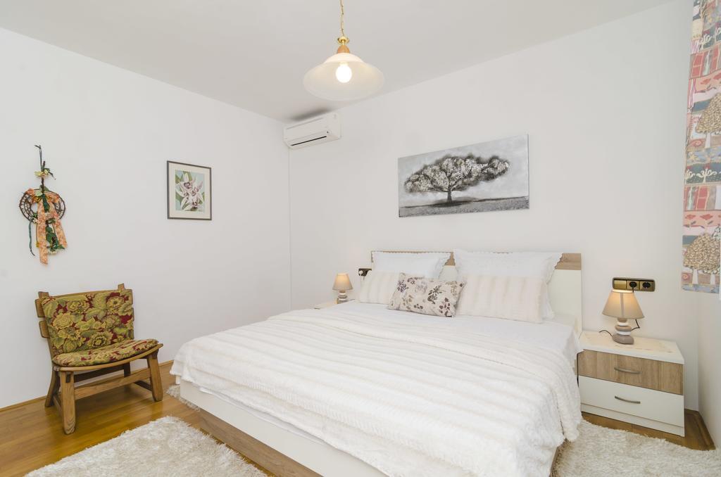 Apartment Nadine Okuklje 외부 사진